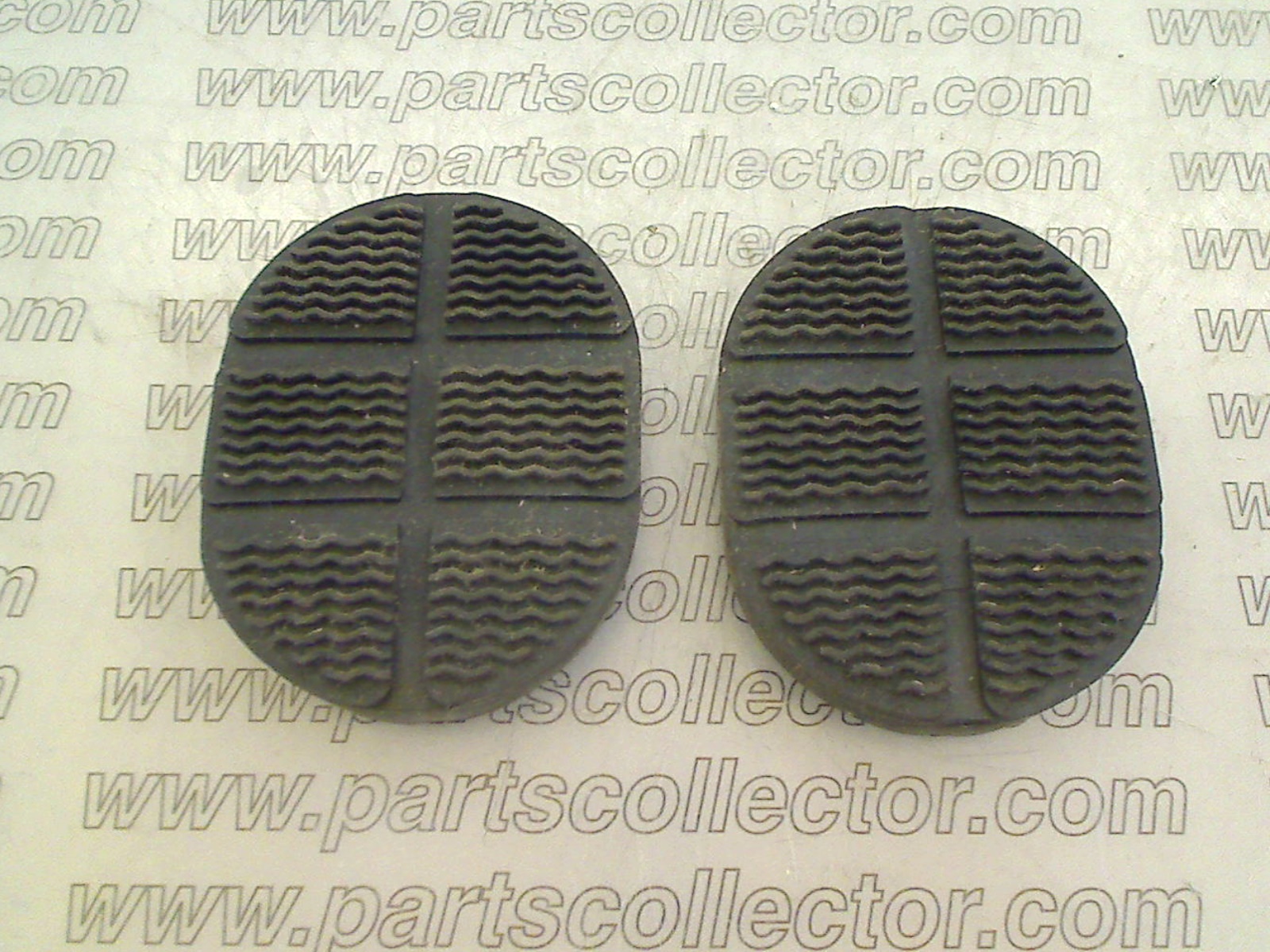 RUBBER PEDAL COVERS