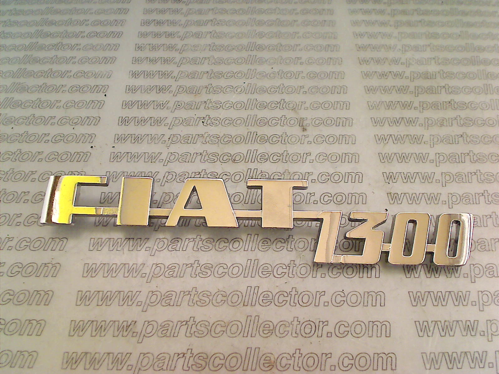FIAT 1300 BADGE