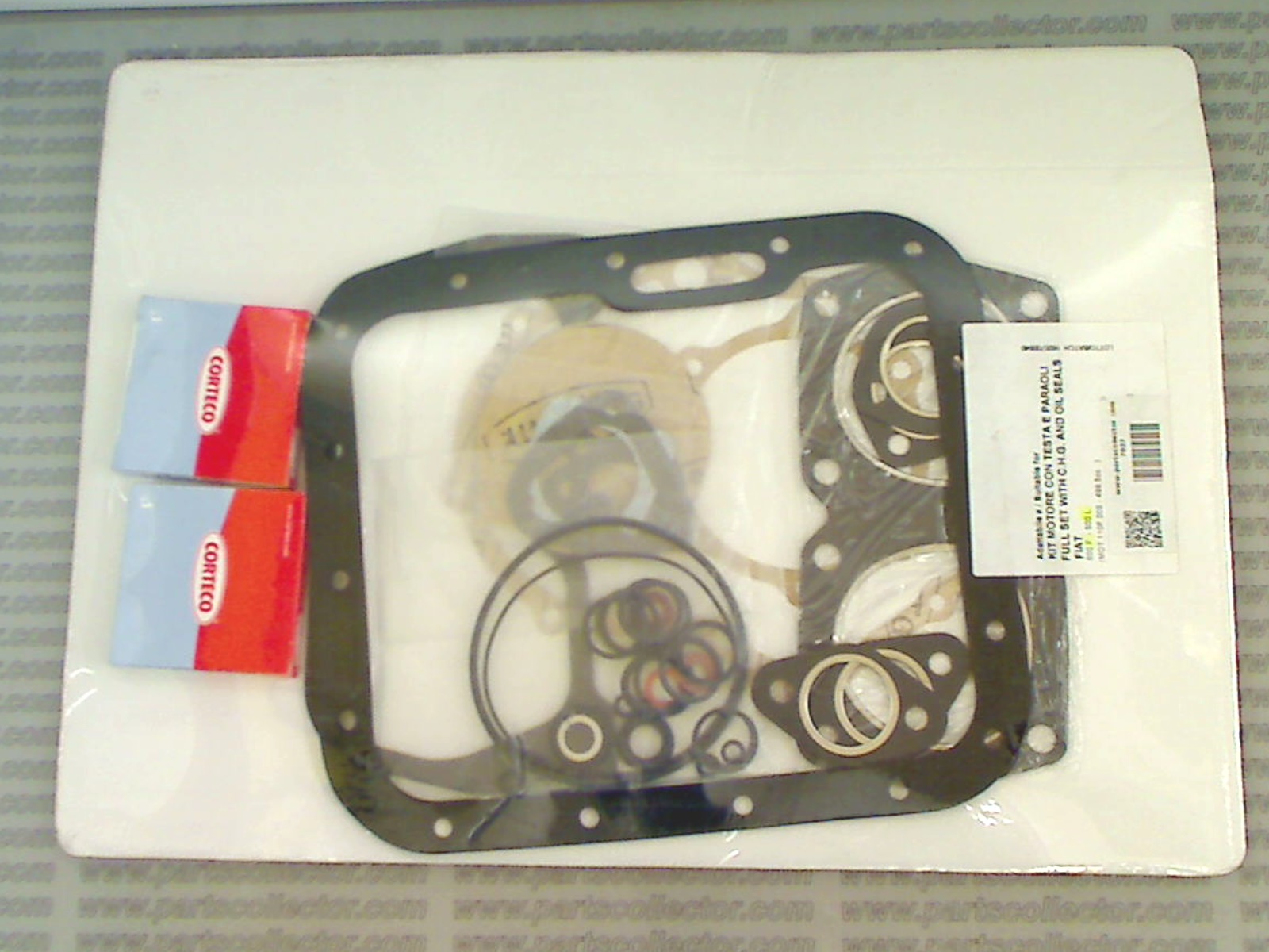 ENGINE GASKET SET WITH C.H.G. AND OIL SEALS