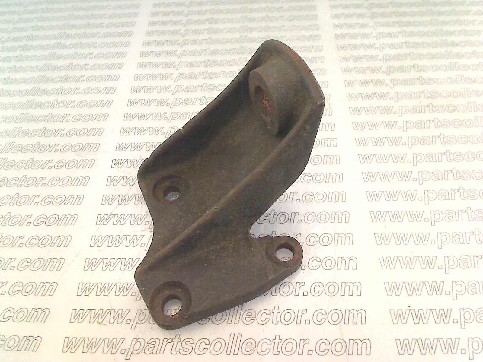 ENGINE MOUNTING SUPPORT RH