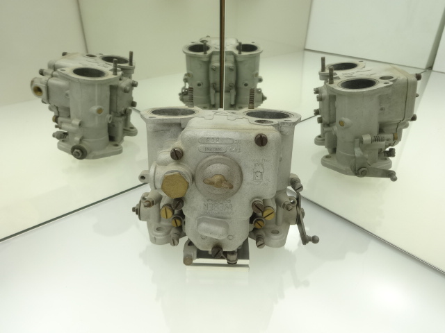 CARBURETTOR