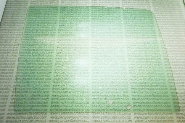 LH. GLASS (GREEN COLOR)