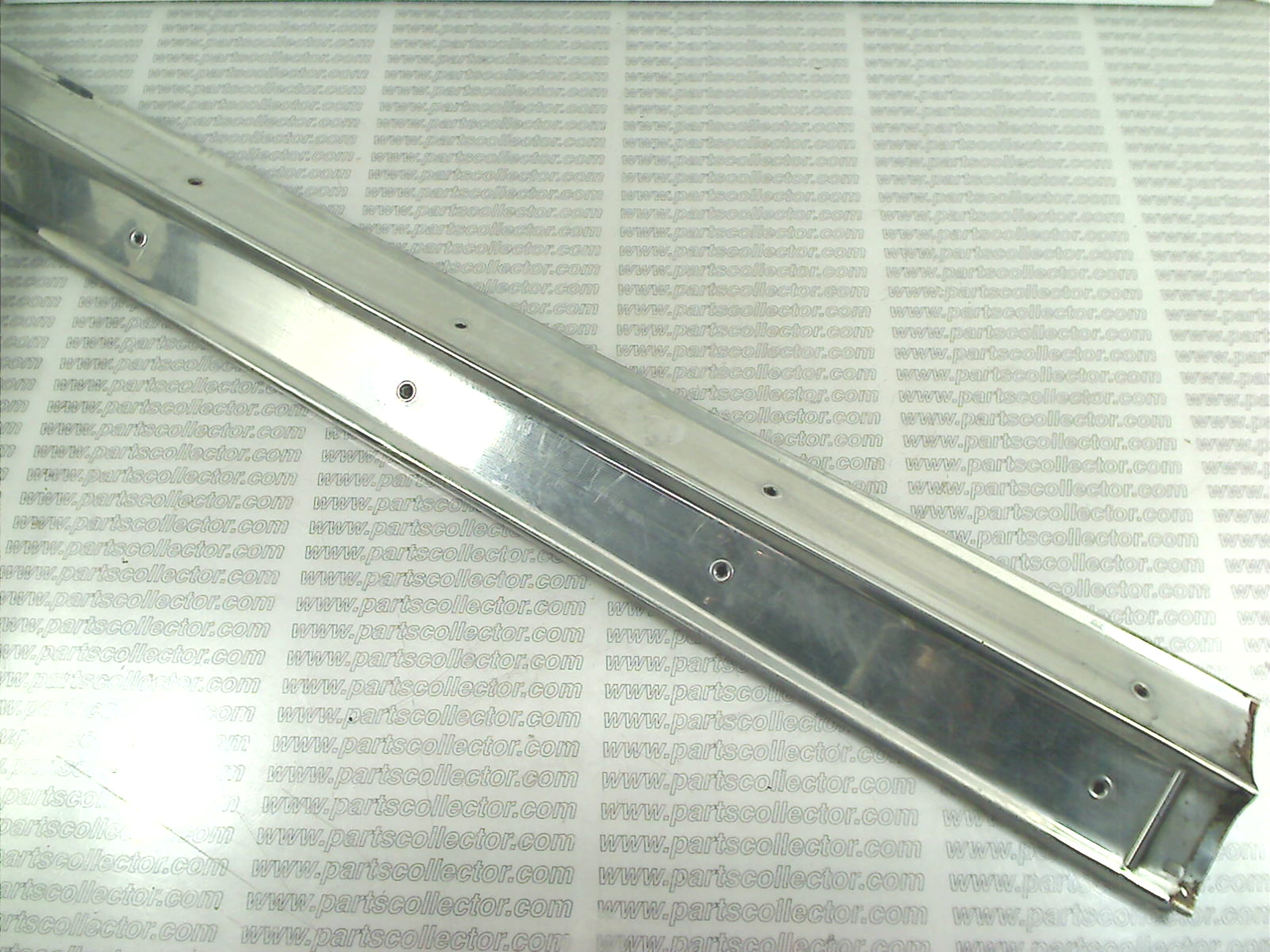 LEFT FRONT DOOR SILL FLAMINIA