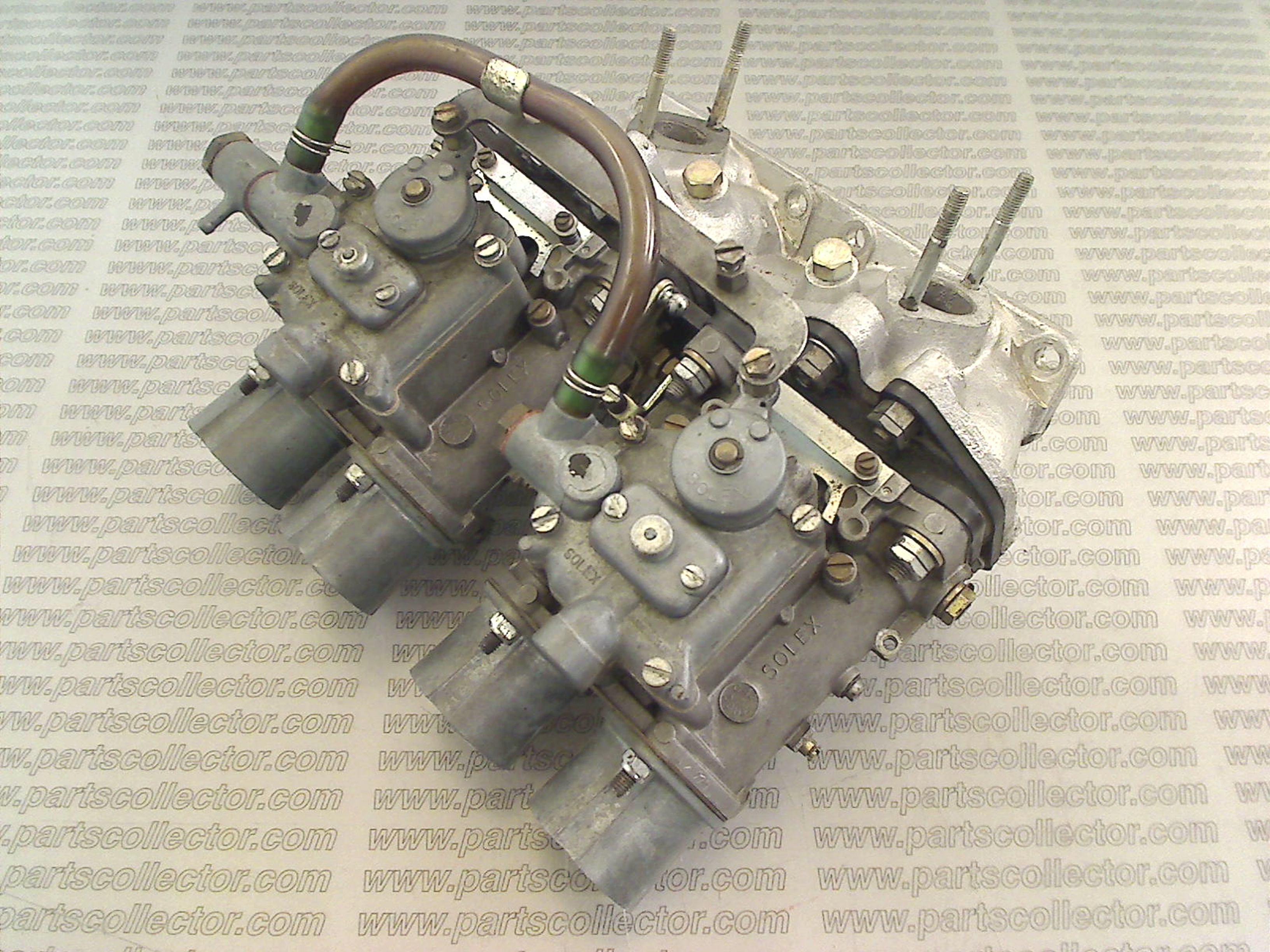 CARBURETTOR WITH INTAKE MANIFOLD