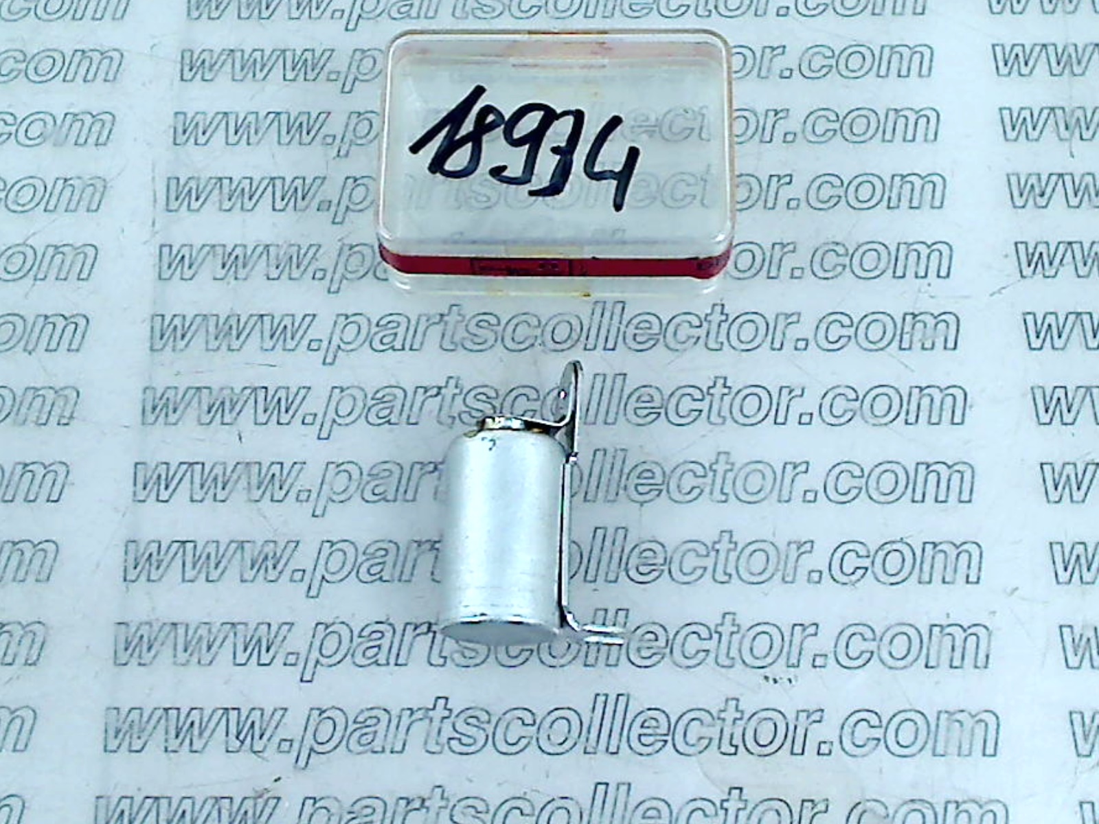 CAPACITOR