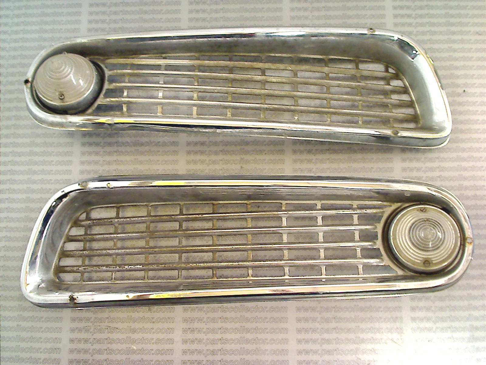 PAIR OF FRONT GRILL