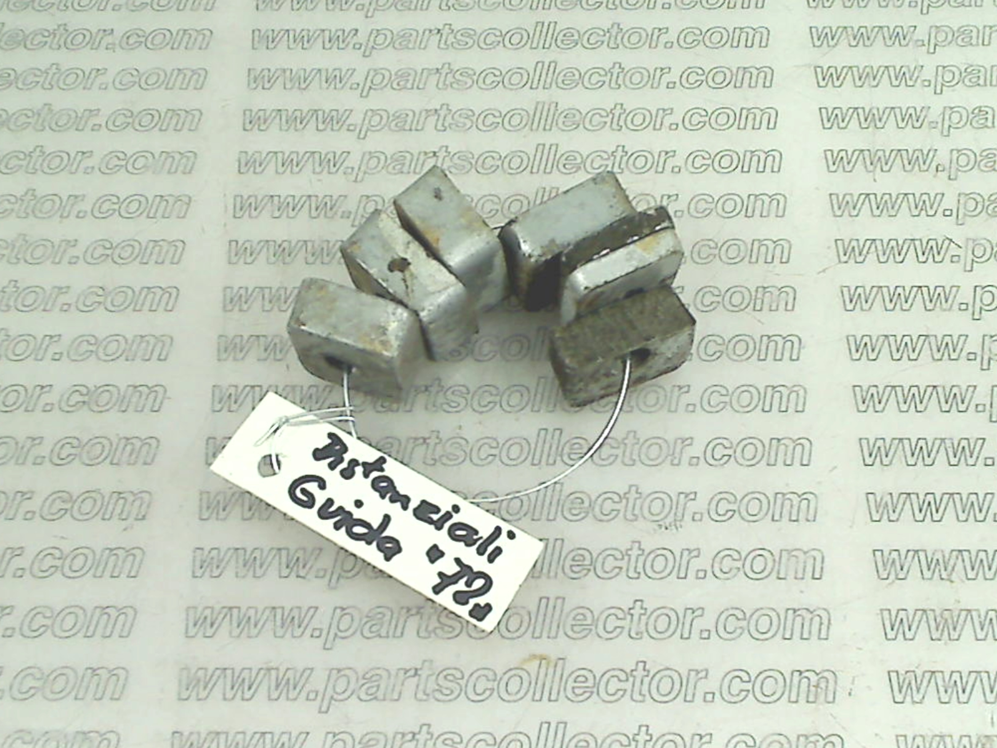 SPACERS FOR WINDOW GLASS GUIDE