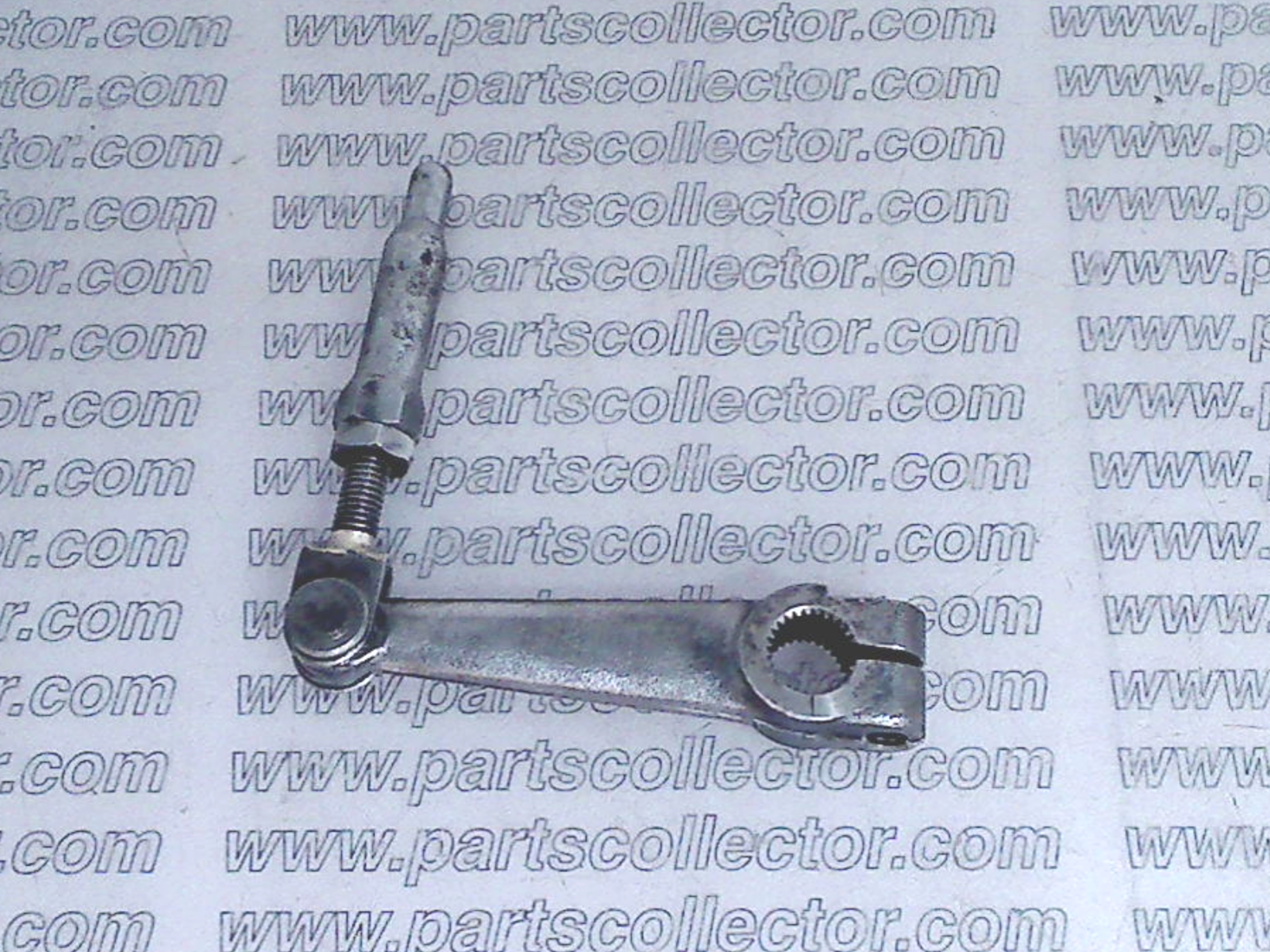 CLUTCH SHAFT CONTROL LEVER WITH PIN