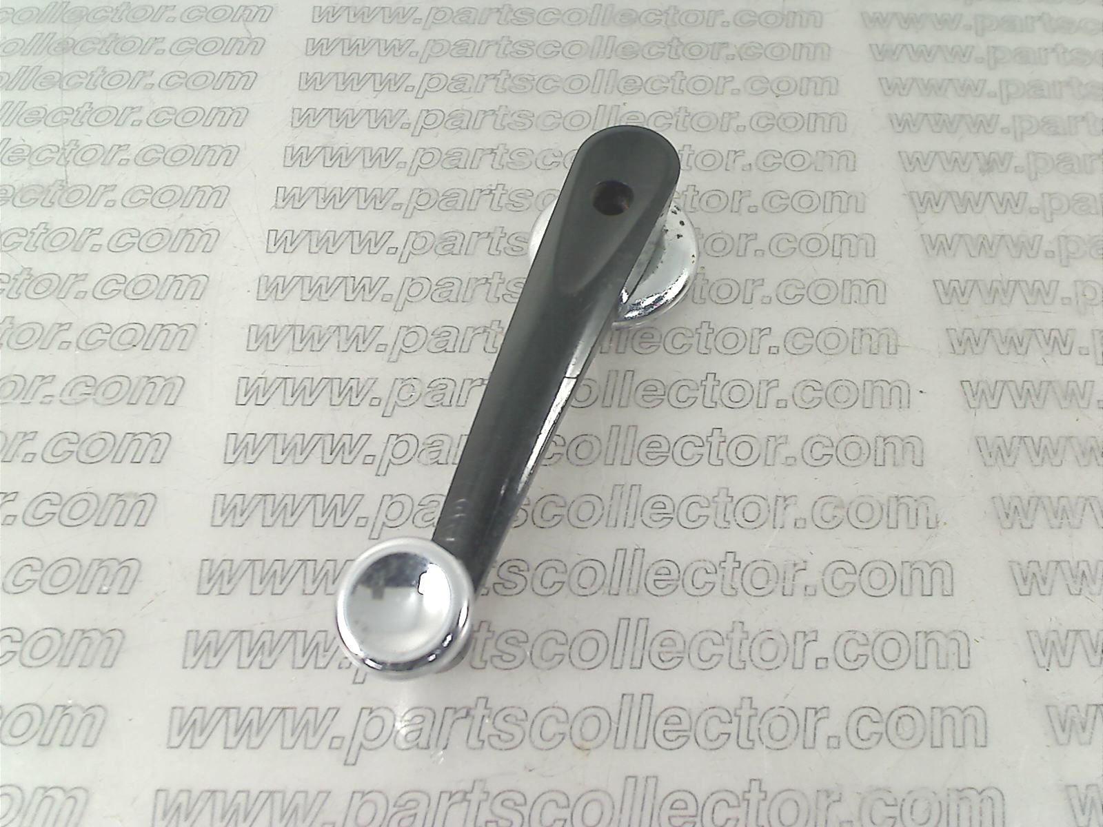 WINDOW LIFT HANDLE