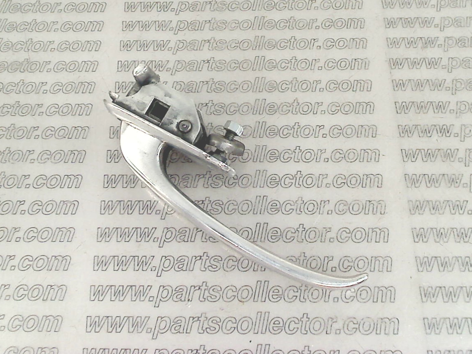RH DOOR HANDLE