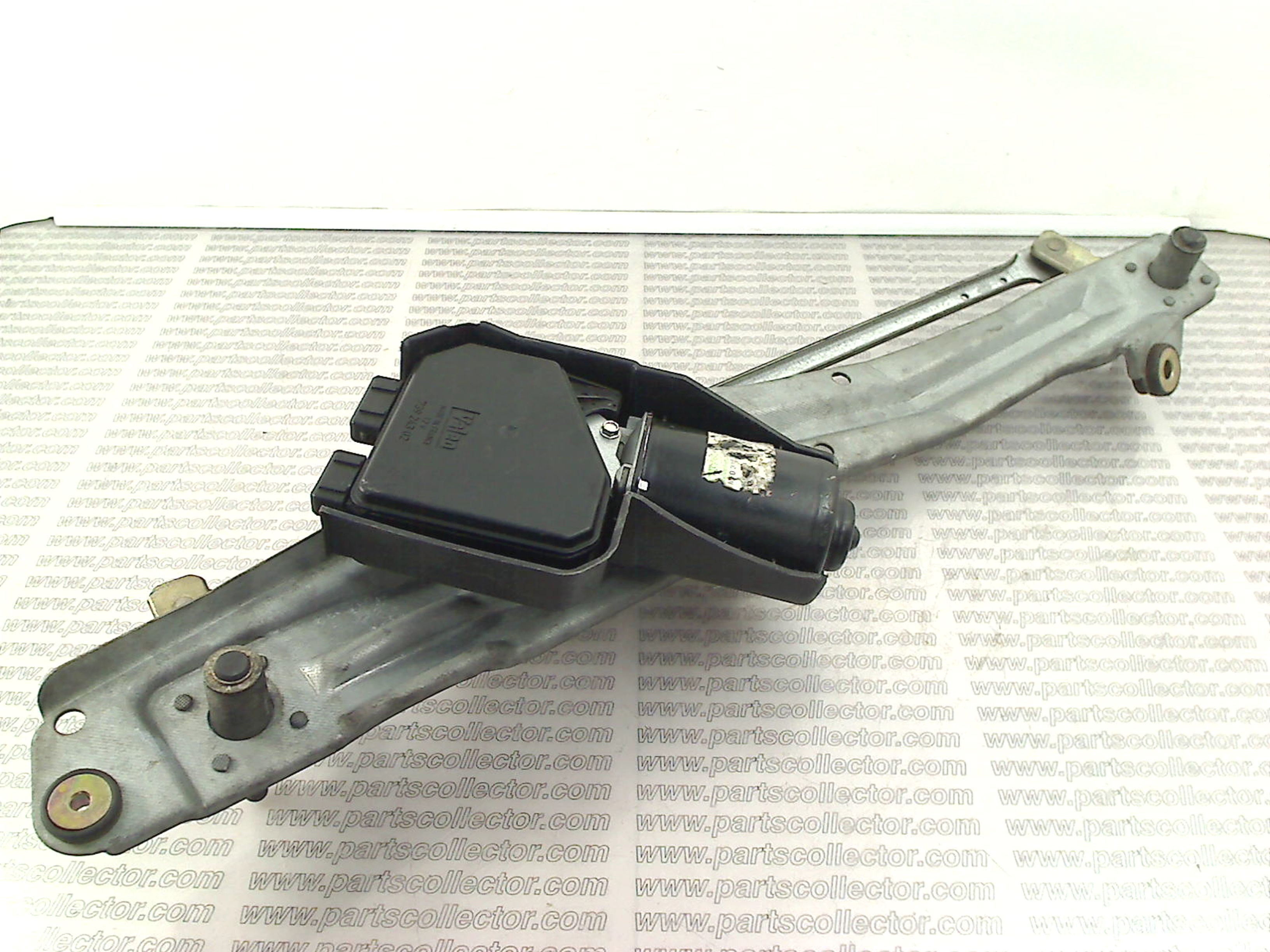 Complete windshield wiper mechanism and motor Alfa 916