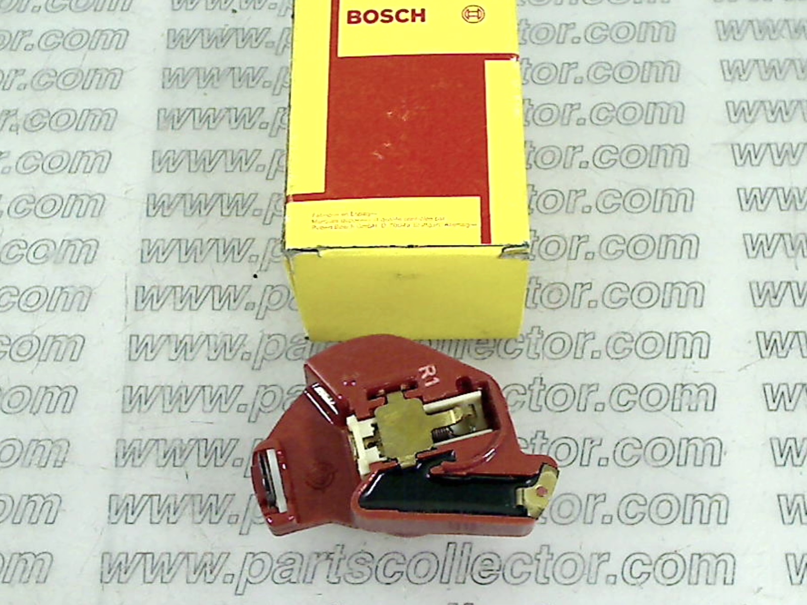 DISTRIBUTOR ARM
