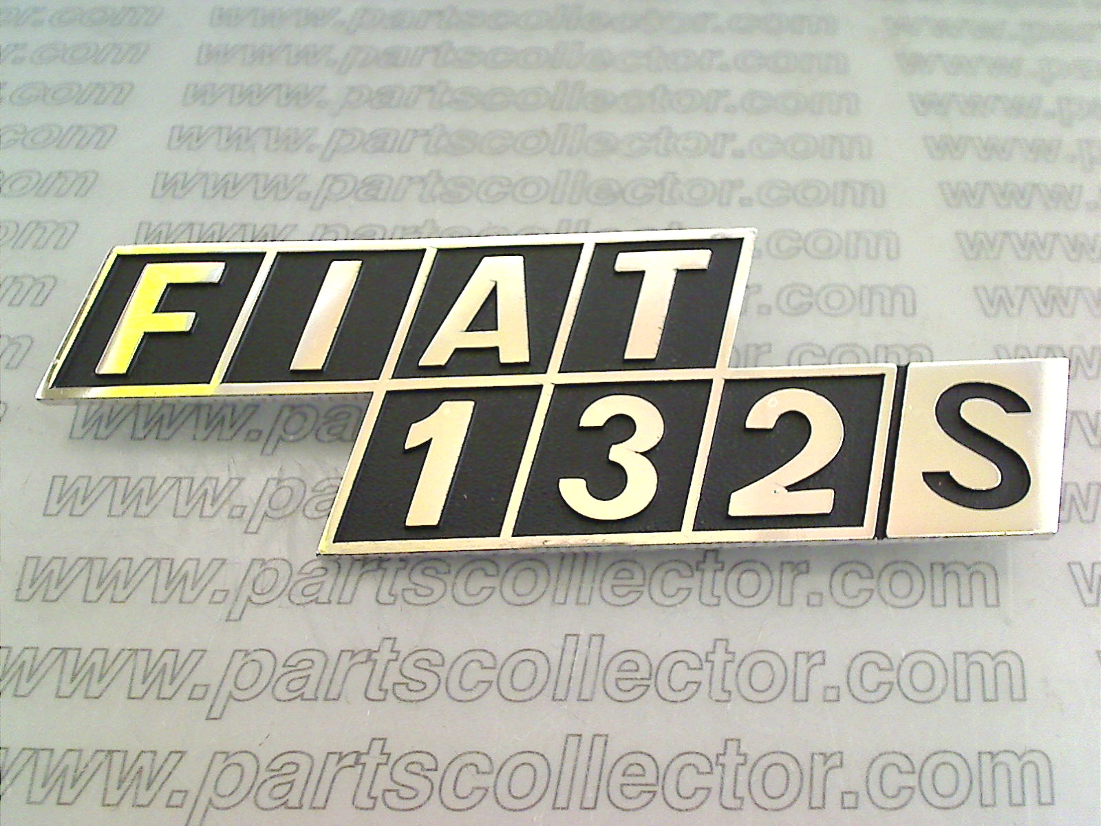 FIAT 132 S BADGE