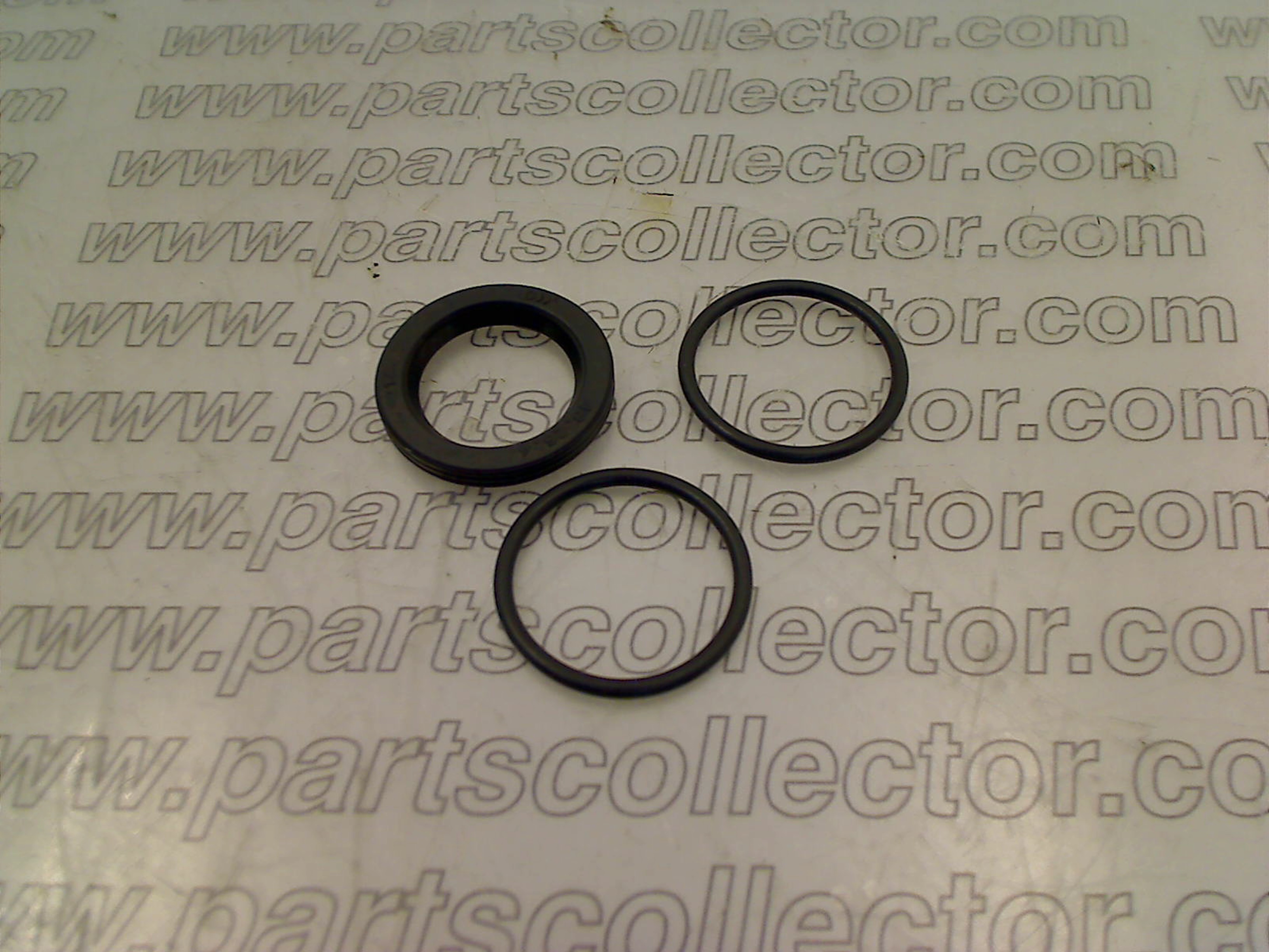 GEARBOX LINKAGE SEALS