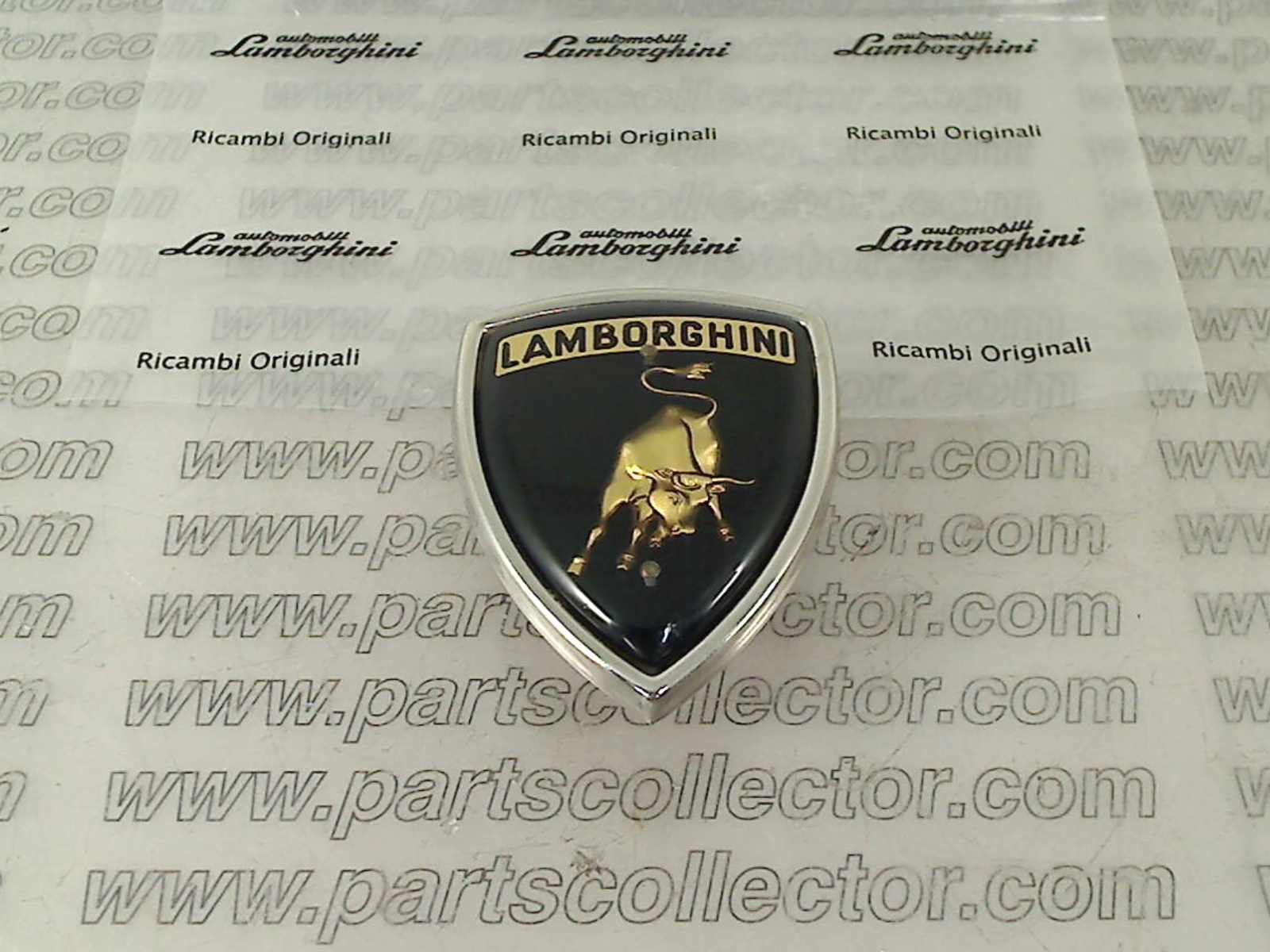 LAMBORGHINI EMBLEM