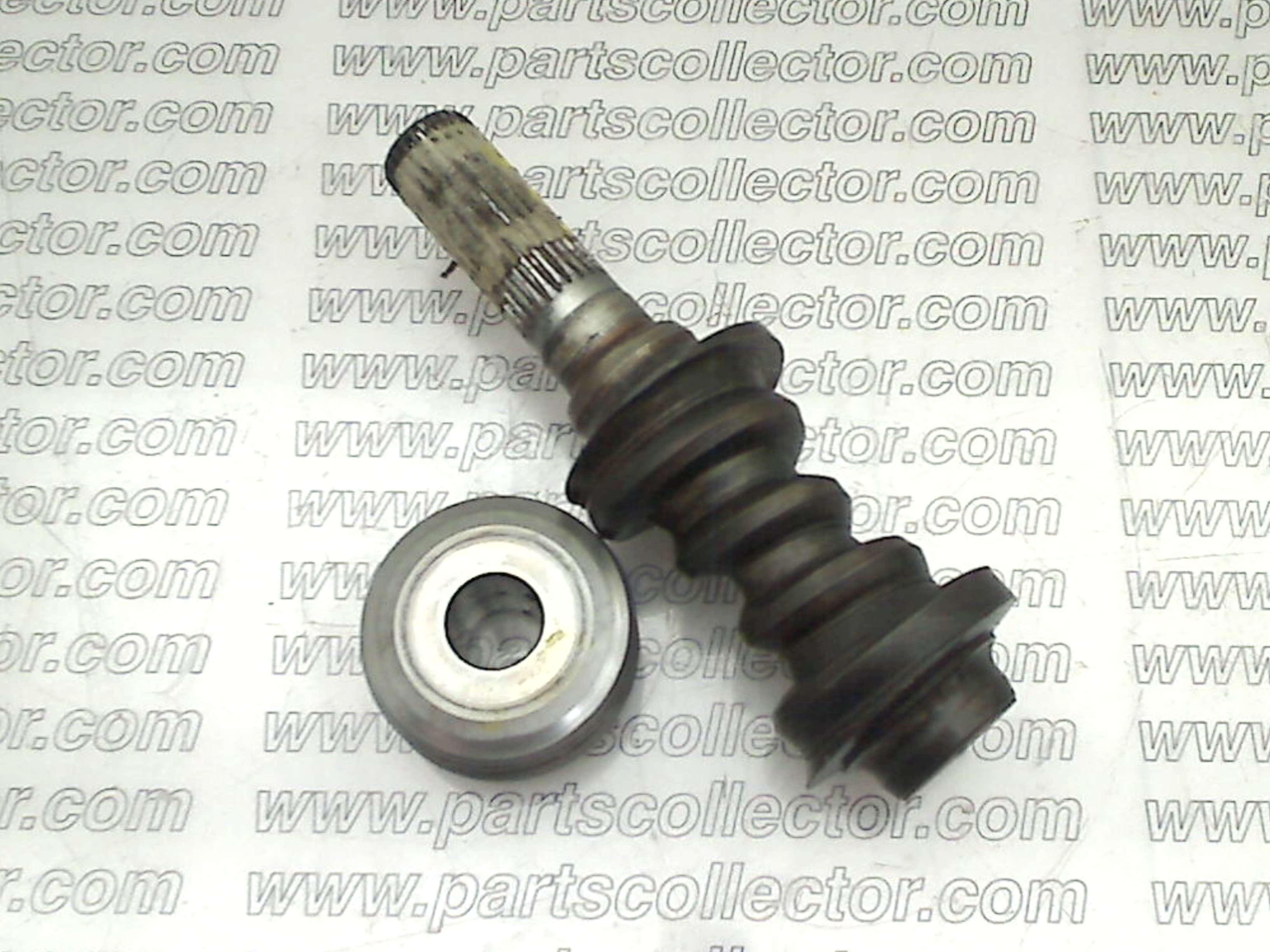 STEERING BOX GEAR SHAFT WORM AND ROLLER LA8